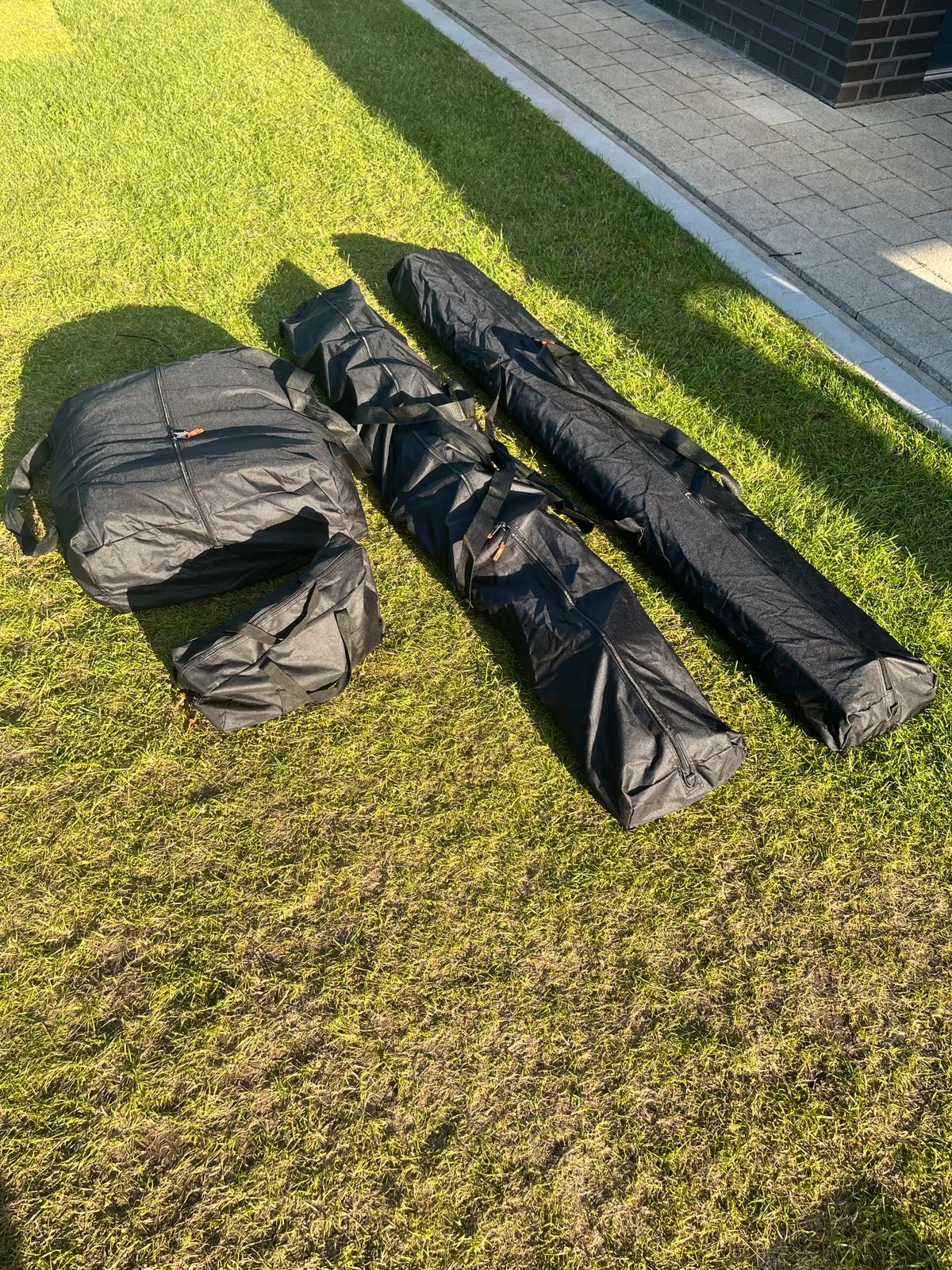 Gemütliche Beleuchtung im Zelt